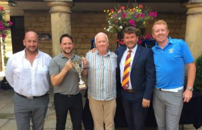 GIANTS STRIKE SUCCESS WITH GOLF DAY 