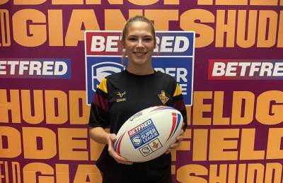 WALLER ADDS TO GIANTS WOMEN SQUAD