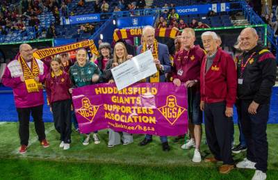 SUPPORTERS ASSOCIATION PRESENT CHEQUE