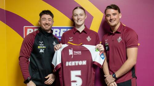 Women's Shirt Presentation